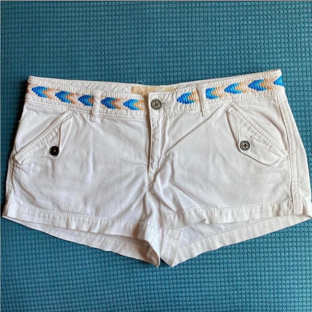 Hollister White Shorts with Blue and Yellow Accents